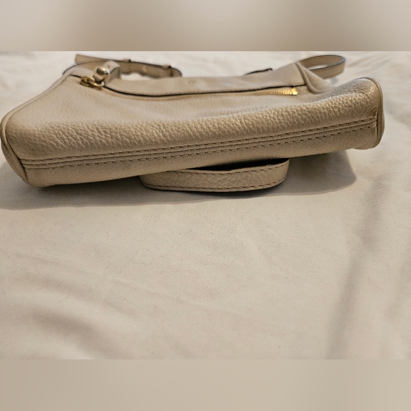 Kate Spade New York Beige Pebbled Leather Crossbody Bag Purse - Picture 7 of 10